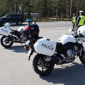 Policjanci na motocyklach ruszają do walki z piratami drogowymi