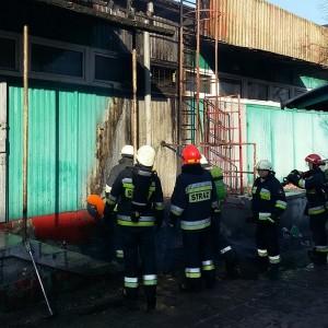 Pracowity weekend dla strażaków w regionie: 21 interwencji, straty sięgają 40 tysięcy złotych [ZDJĘCIA]