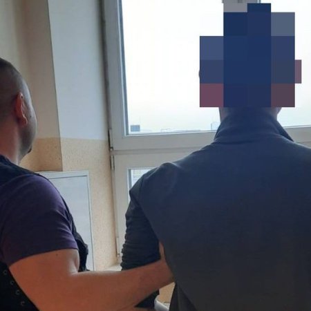 21-letni włamywacz zatrzymany w Ostrołęce. Ukradł pieniądze z restauracji