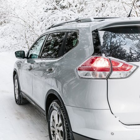 Zima a wybór samochodu – na co zwracać uwagę przy zakupie pojazdu?