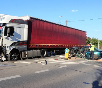 Tragedia przy Ostrowskiej: wszczęto śledztwo ws. wypadku, w którym zginął 34-latek [WIDEO, ZDJĘCIA]