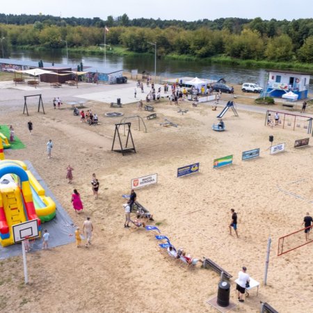 Siatkarskie potyczki na plaży miejskiej [WIDEO, ZDJĘCIA]