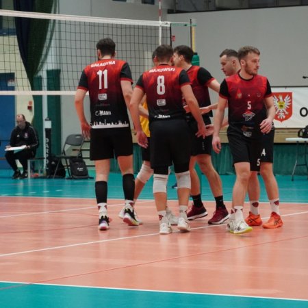 Volley wzmacnia atak. Sparing z Wyszkowem wygrany 5:0