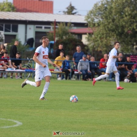 Derby powiatu ostrołęckiego zakończone podziałem punktów