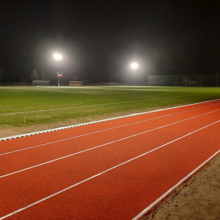 Budowa stadionu lekkoatletycznego w Łysych zakończona