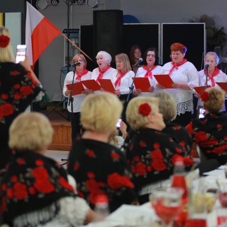 Trzeci raz dla Niepodległości. Borawe świętuje pieśnią i wierszem [ZDJĘCIA]