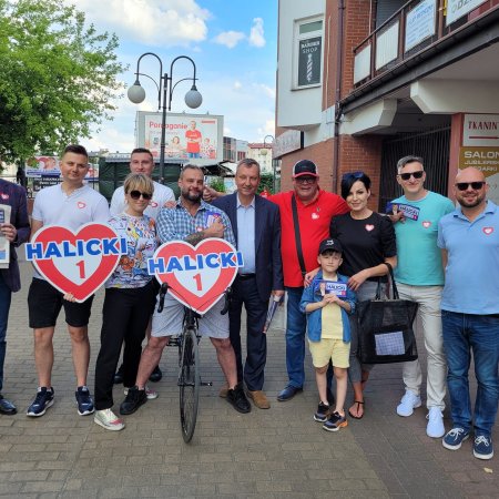 Kampania wyborcza trwa. Andrzej Halicki z wizytą w Ostrołęce [ZDJĘCIA]