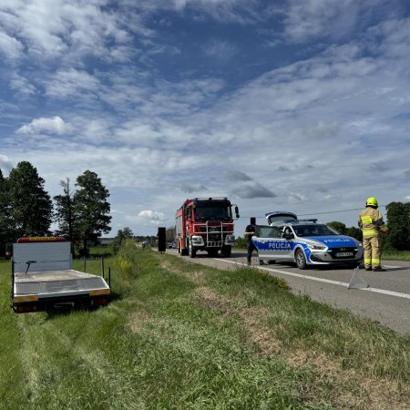 Pijany rowerzysta doprowadził do kraksy! Ucierpiał on i kierowca ciężarówki [ZDJĘCIA]