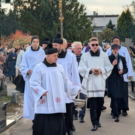 Wszystkich Świętych 2024. Uroczystości w Ostrołęce [WIDEO, ZDJĘCIA]