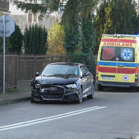 Zderzenie dwóch aut na drodze wojewódzkiej w Zamościu [ZDJĘCIA]