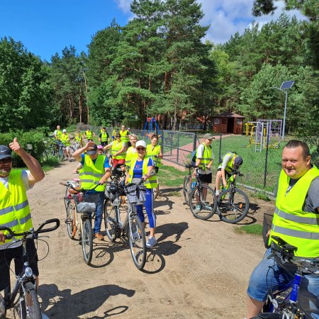 KGW „Łazowianki” promuje zdrowie na rowerach [ZDJĘCIA]