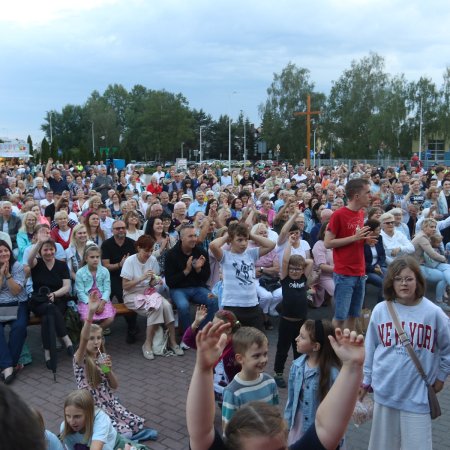 Muzyka jako narzędzie wyrażania wiary. Koncert Uwielbienia w Ostrołęce [WIDEO, ZDJĘCIA]