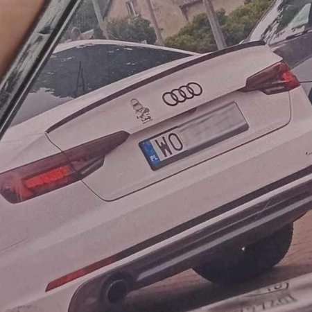 Szansa na uniknięcie kłopotów! Kierowco białego Audi z hotelowego parkingu w Ostrołęce - zgłoś się!