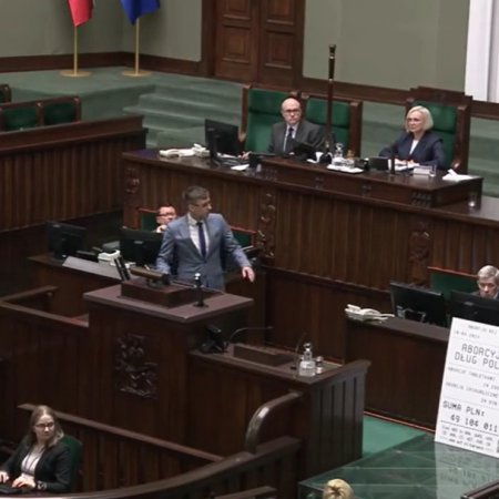 Dyskusja o aborcji w Sejmie. Poseł Grabowski pozdrowił rodzinę. "Zagłosuję za życiem" [WIDEO]