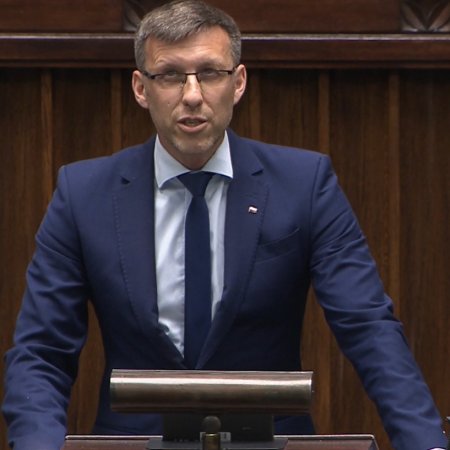 Marcin Grabowski ponownie na mównicy w Sejmie. Miał pytanie do szefa MON [WIDEO]