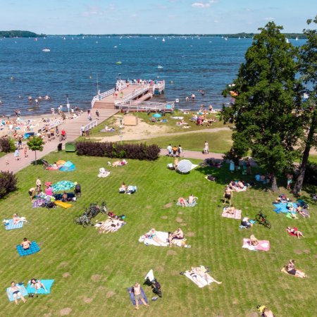 Moda na Mazowsze: 10 kąpielisk i plaż, które musisz odwiedzić tego lata!