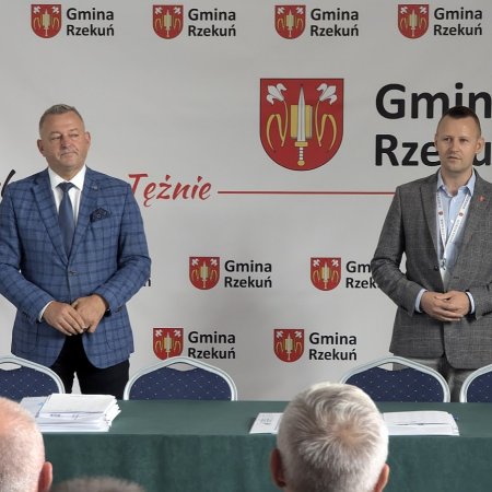 Gmina Rzekuń kontynuuje walkę z azbestem [ZDJĘCIA]