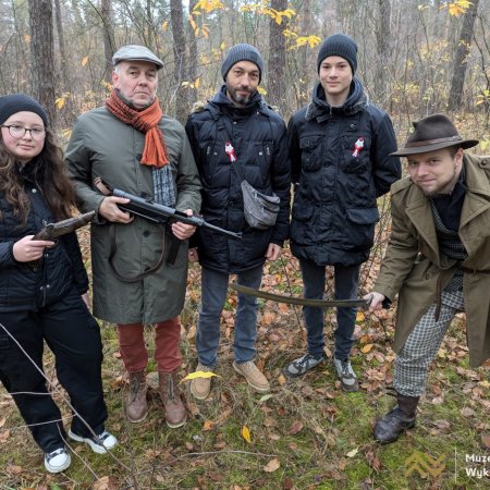 Gra terenowa "Ostrołęckie ścieżki Niepodległej" [ZDJĘCIA]