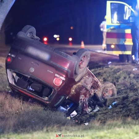 Groźny wypadek pod Dylewem – trzy osoby zakleszczone w autach [ZDJĘCIA]