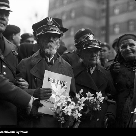 Historia zatrzymana w kadrze. Powstaniec z Ostrołęki na niezwykłych fotografiach z 1936 roku [ZDJĘCIA]