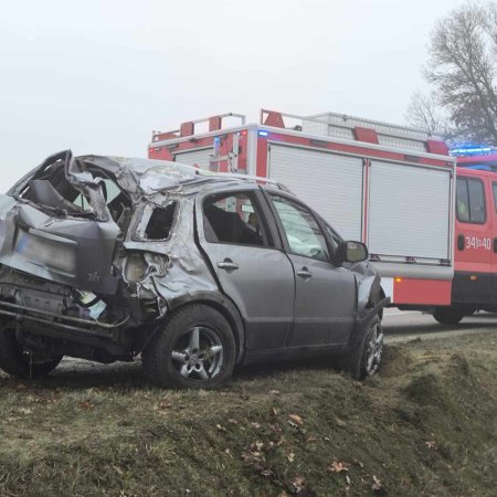 Wypadek na trasie Myszyniec-Łyse: Dwie osoby poszkodowane [ZDJĘCIA]