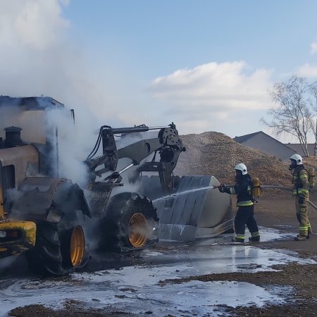 Strażacy z Makowa Mazowieckiego w akcji – dwa poważne pożary w powiecie