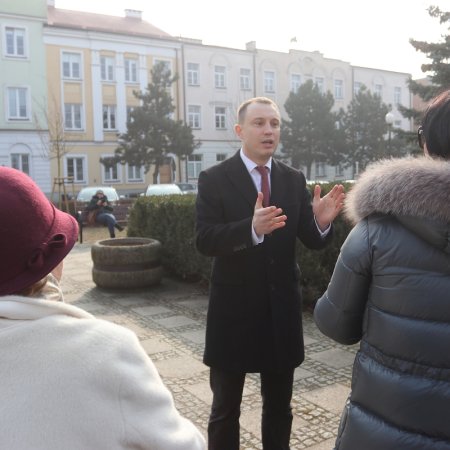 Gorąca dyskusja o migracji na Placu Bema. Poseł Mulawa nie szczędził krytyki PiS [WIDEO]