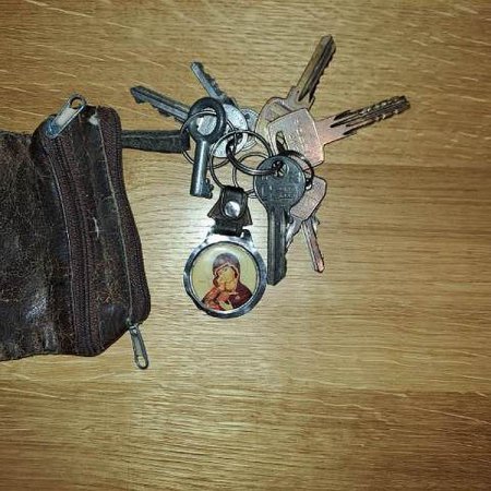 Ostrołęka: W rejonie popularnej restauracji znaleziono pęk kluczy