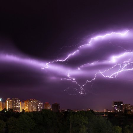 Ostrołęka: Upał i burza - dwa alerty pogodowe! Wieczór i noc pełne gwałtownych zjawisk