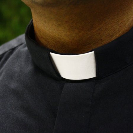Ruszył proces księdza z diecezji łomżyńskiej oskarżonego m.in. o molestowanie małoletniego