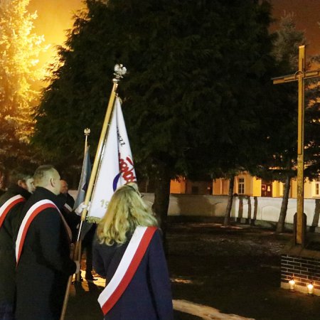 40 lat temu wprowadzono stan wojenny. Uroczystości w Ostrołęce [WIDEO, ZDJĘCIA]