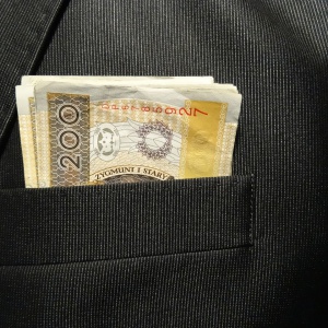 ZUS: przeciętna emerytura wypłacona w marcu wyniosła 3 482,63 zł