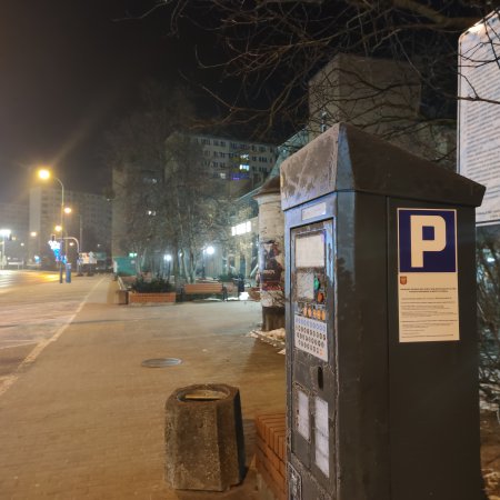 Zmiana w strefie płatnego parkowania w Ostrołęce? Ta grupa może wkrótce parkować bezpłatnie