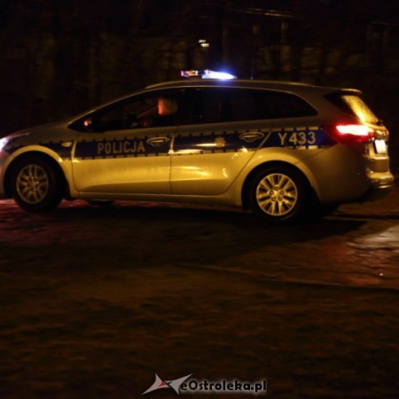 Pijany kierowca w niecodzienny sposób próbował oszukać policjantów podczas pościgu